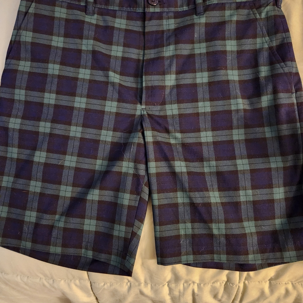 Club Room Plaid Men's Shorts in Navy and Teal